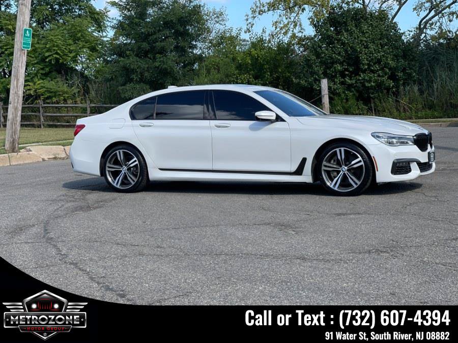 Used 2019 BMW 750i RWD image 10