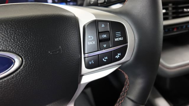 Used 2026 Ford Explorer Active w/ Active Comfort Package AWD/4WD image 31