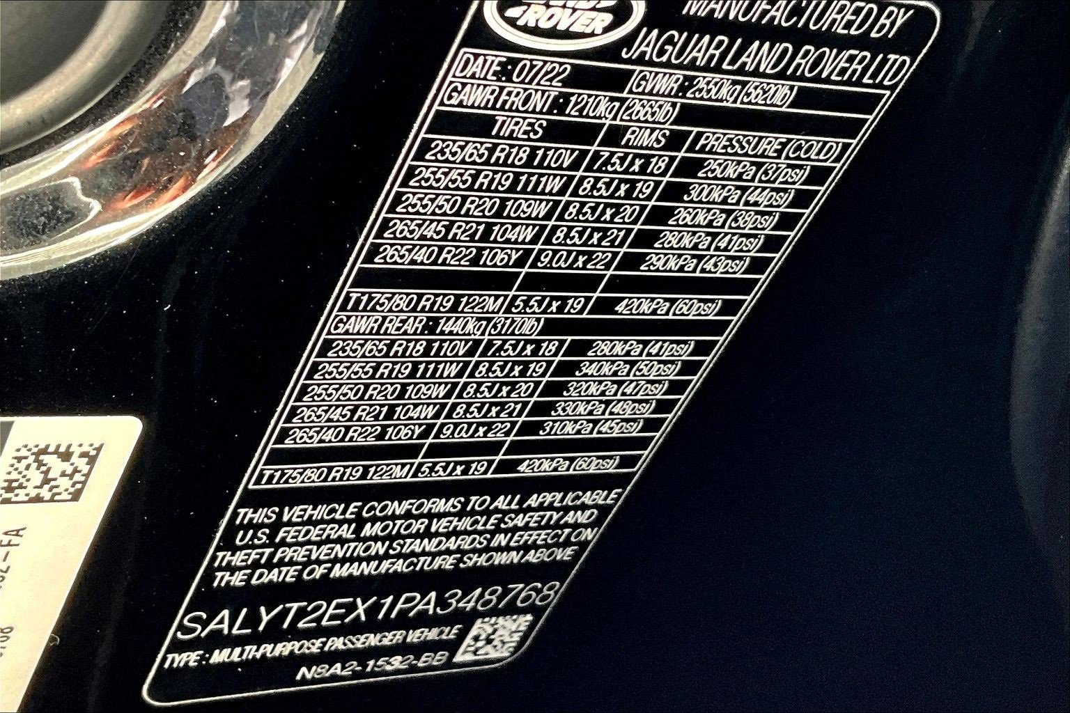 Used 2023 Land Rover Range Rover Velar R-Dynamic S image 34