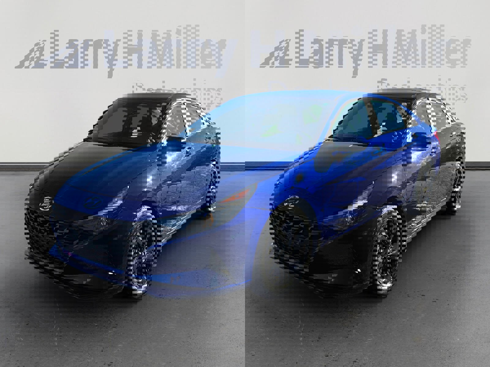 Used 2022 Hyundai Elantra SEL image 1