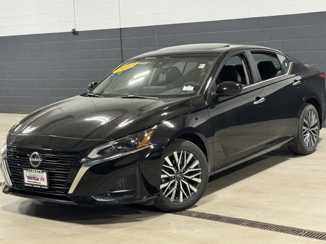 Used 2023 Nissan Altima 2.5 SV w/ SV Premium Package image 31