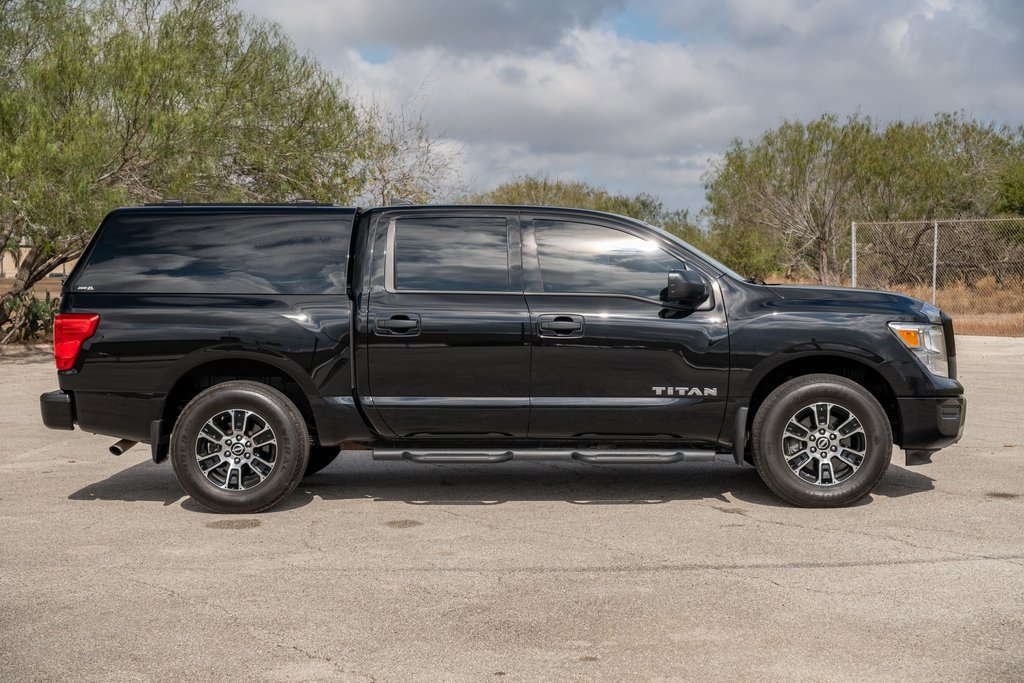 Used 2023 Nissan Titan SV w/ Accessory Utility Package image 8
