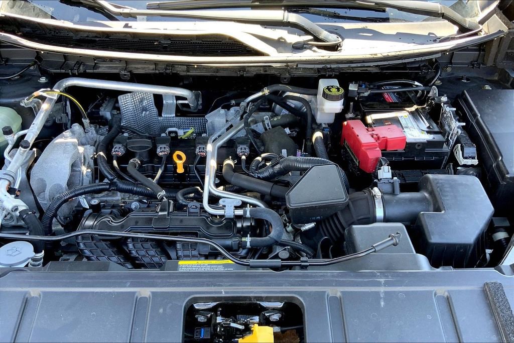 Used 2021 Nissan Rogue SV image 21