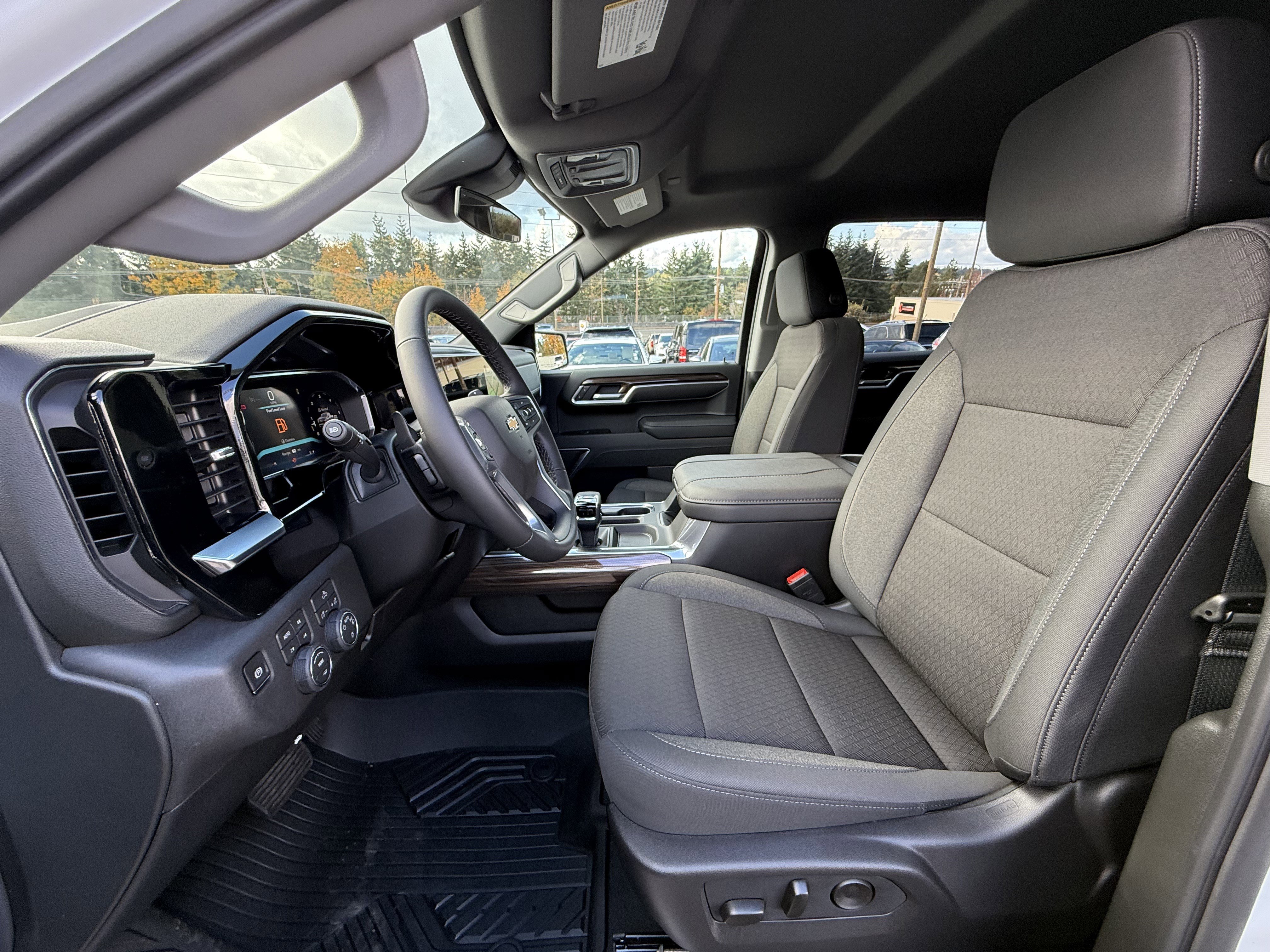 New 2026 Chevrolet Silverado 1500 LT image 19