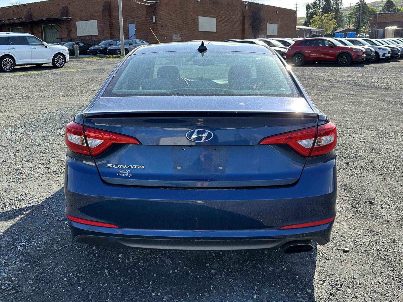 Used 2016 Hyundai Sonata SE image 7