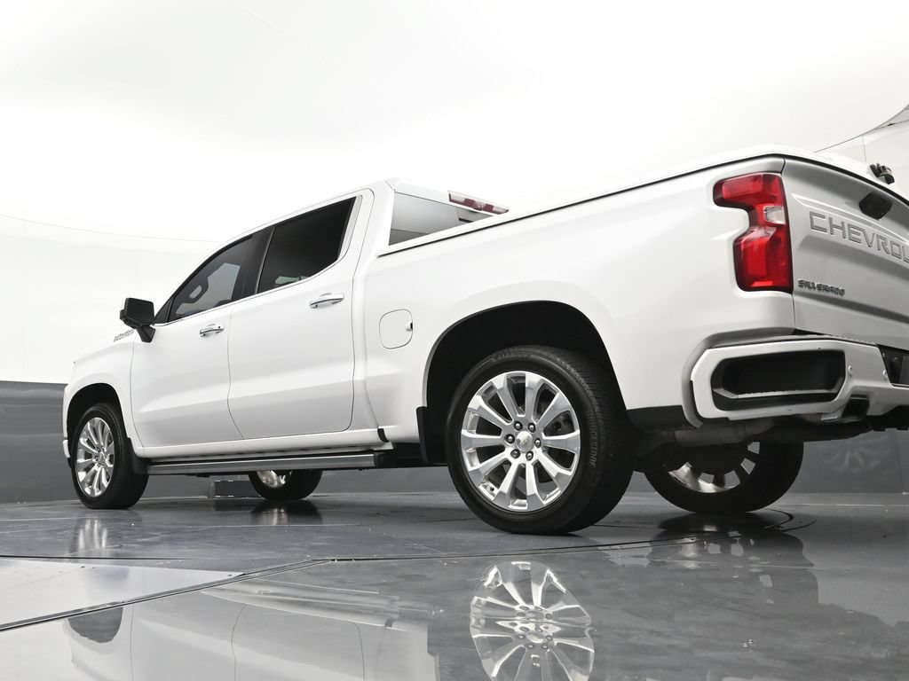 Used 2021 Chevrolet Silverado 1500 High Country w/ Technology Package AWD/4WD image 22