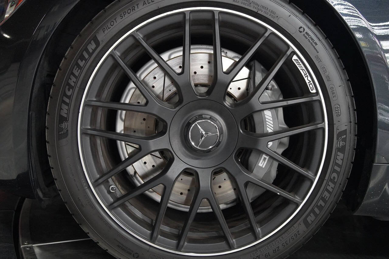Used 2017 Mercedes-Benz AMG GT Coupe image 23