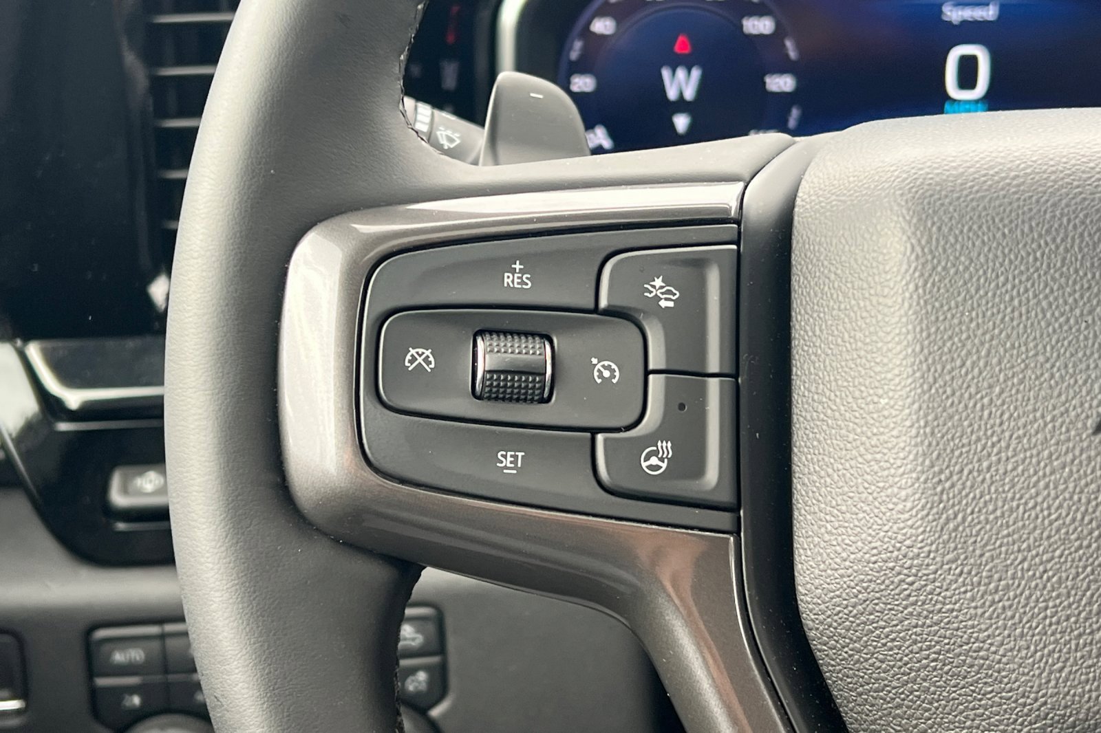 Certified 2025 Chevrolet Silverado 1500 ZR2 w/ Technology Package image 36