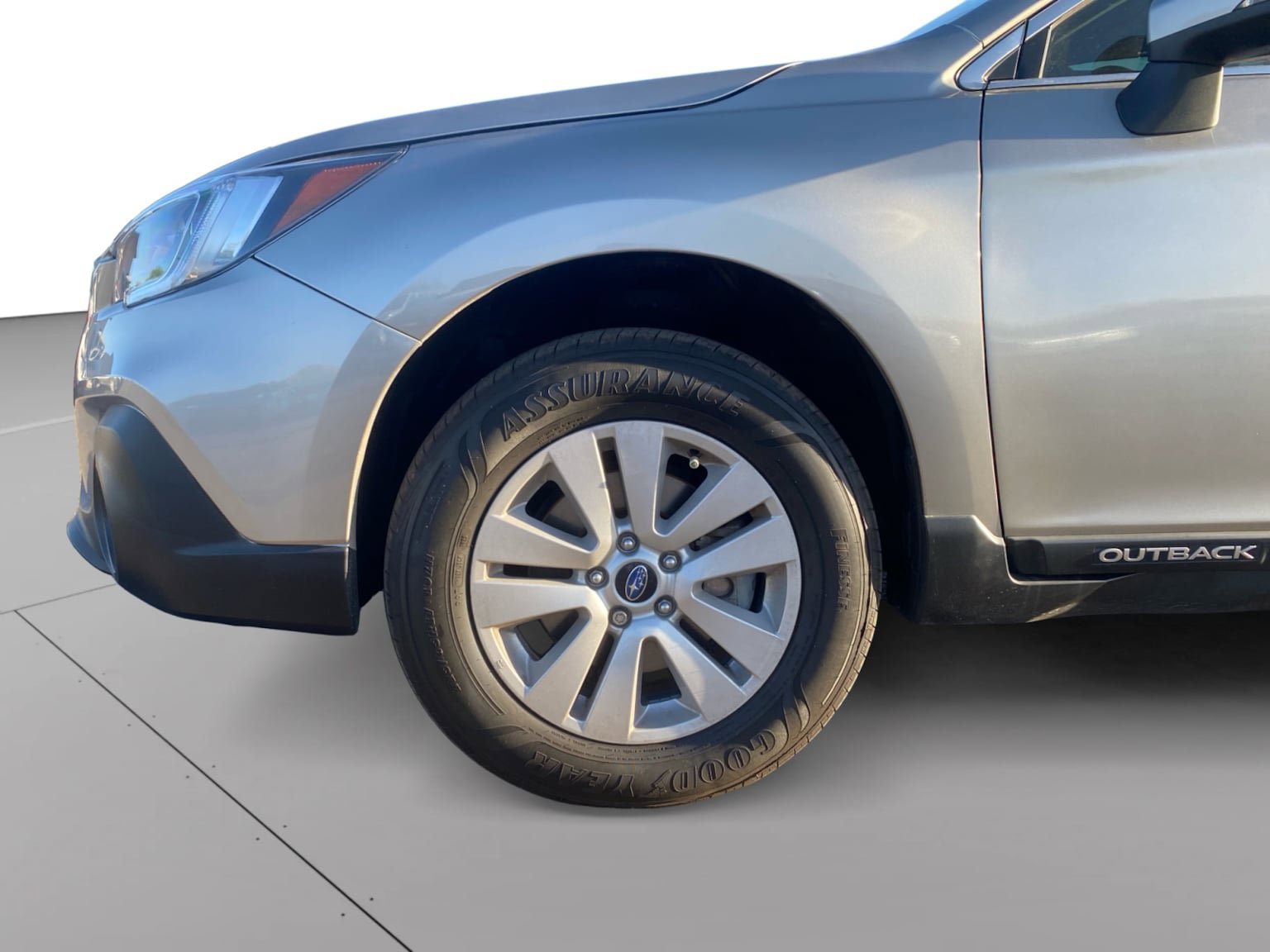 Used 2019 Subaru Outback 2.5i Premium AWD/4WD image 9
