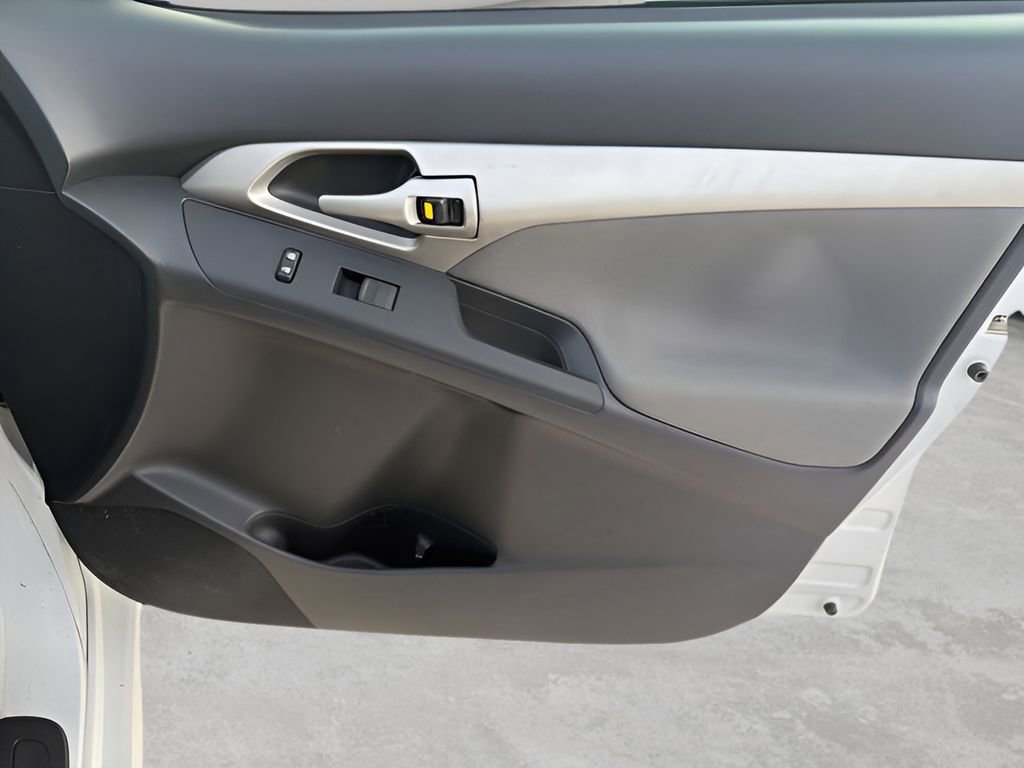 Used 2009 Toyota Matrix image 10