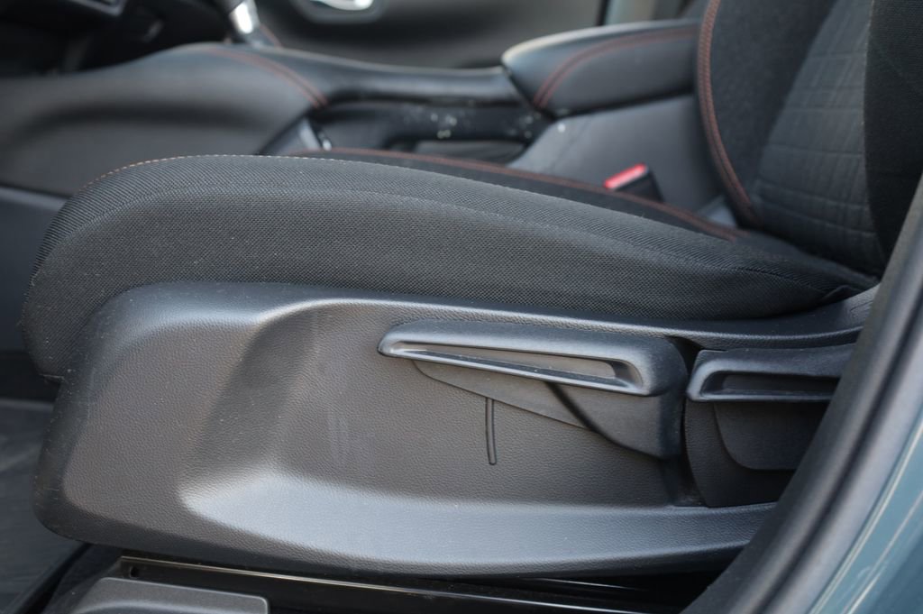 Used 2023 Honda HR-V Sport image 26