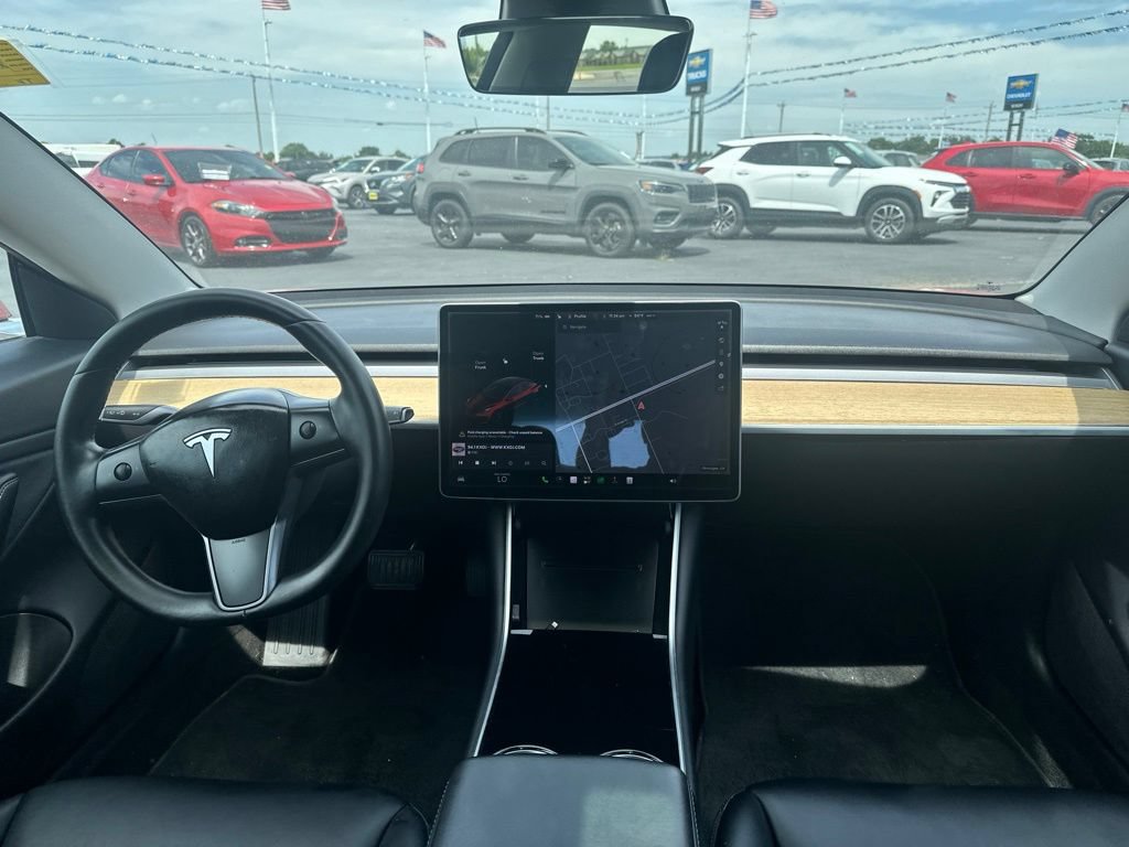 Used 2018 Tesla Model 3 Long Range RWD image 19