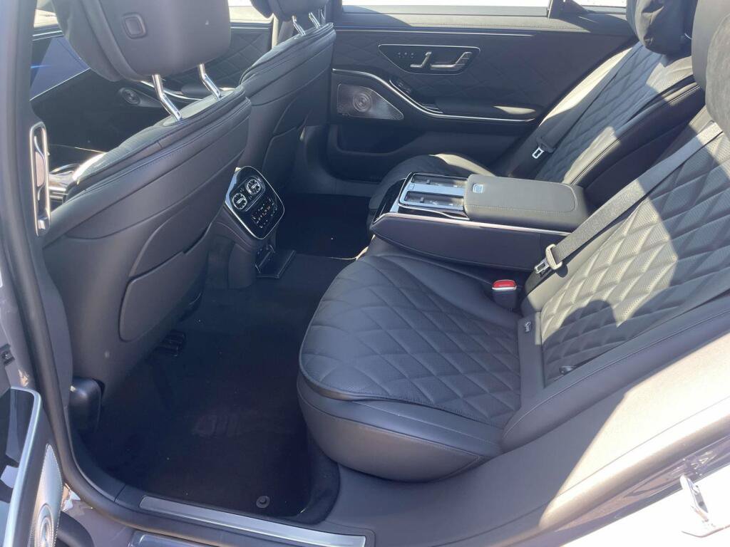 New 2027 Mercedes-Benz S 580 4MATIC Sedan image 16