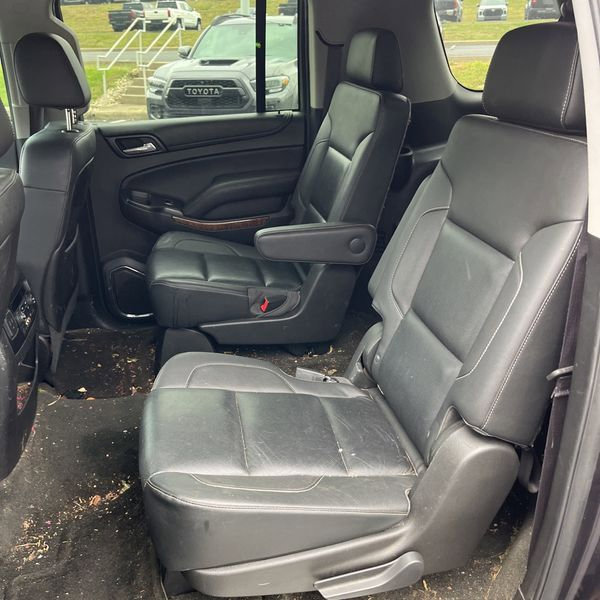 Used 2016 Chevrolet Suburban LTZ image 19