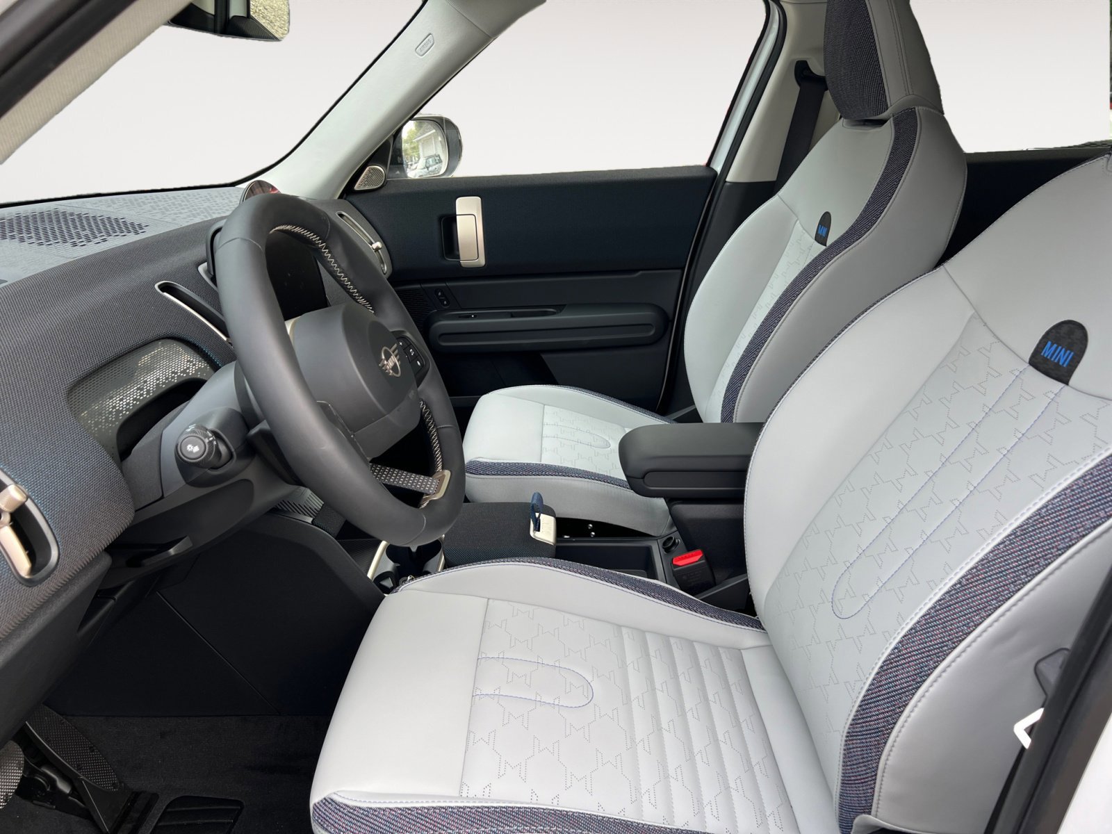 New 2025 MINI Cooper Countryman S image 9