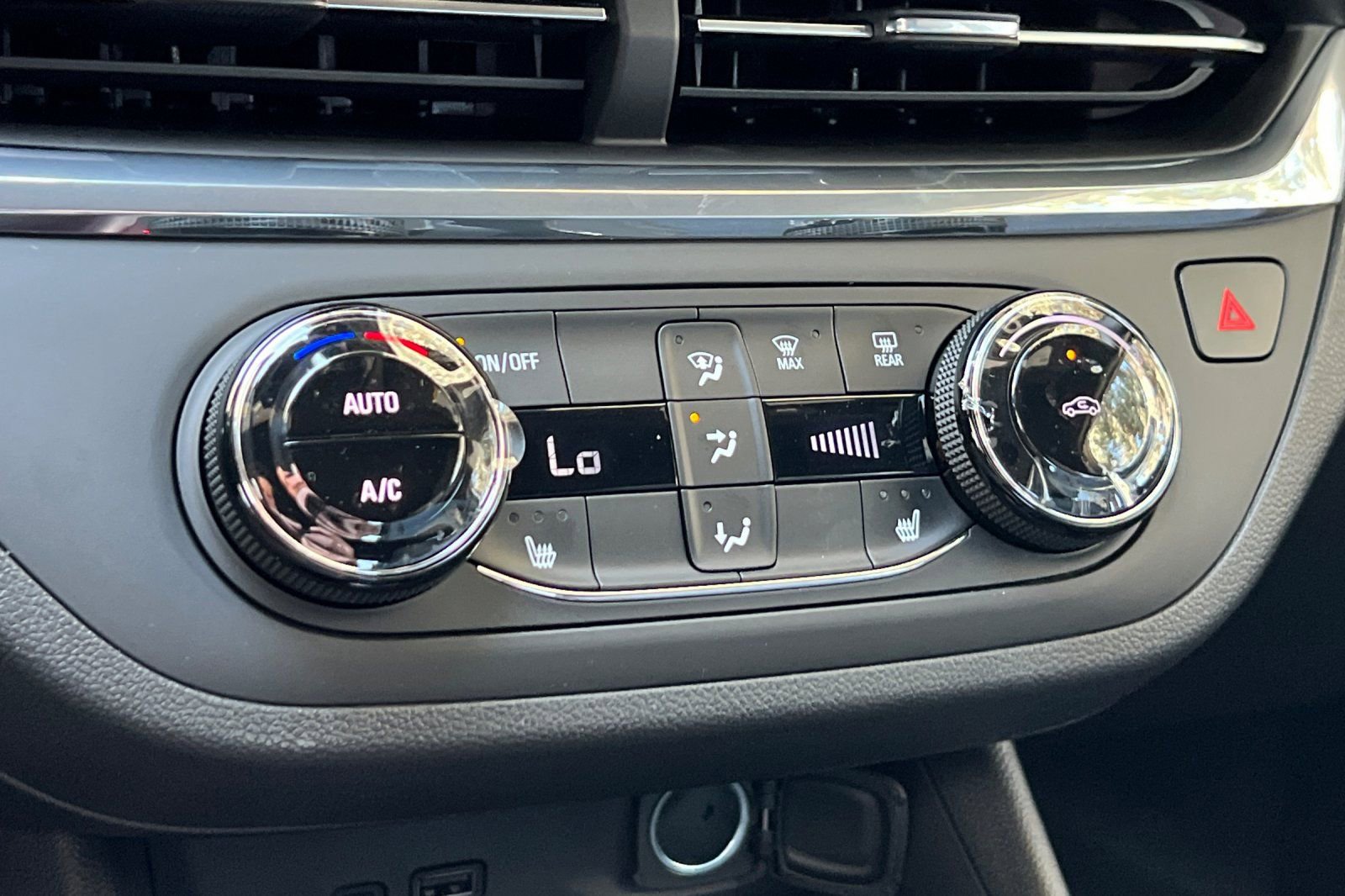 New 2026 Buick Envista Preferred w/ Convenience I Package image 19