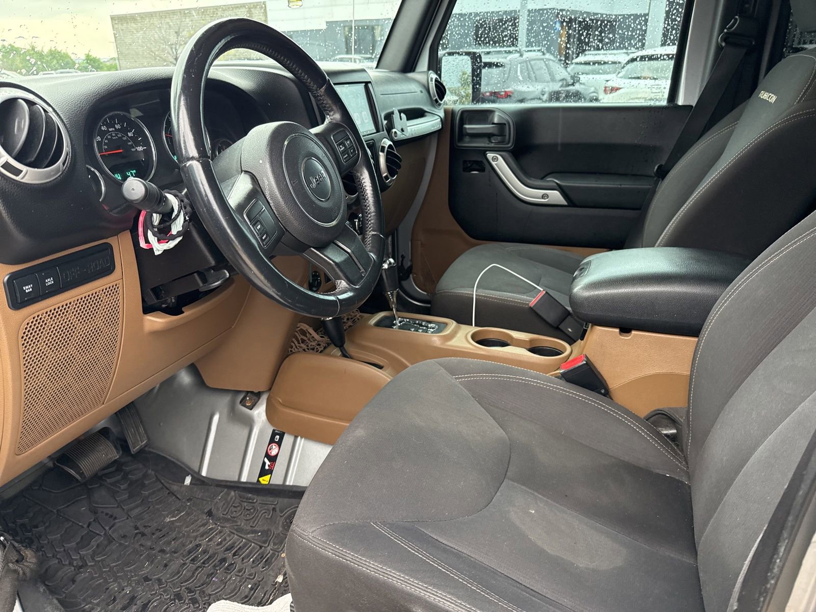 Used 2015 Jeep Wrangler Unlimited Rubicon w/ Max Tow Package image 22