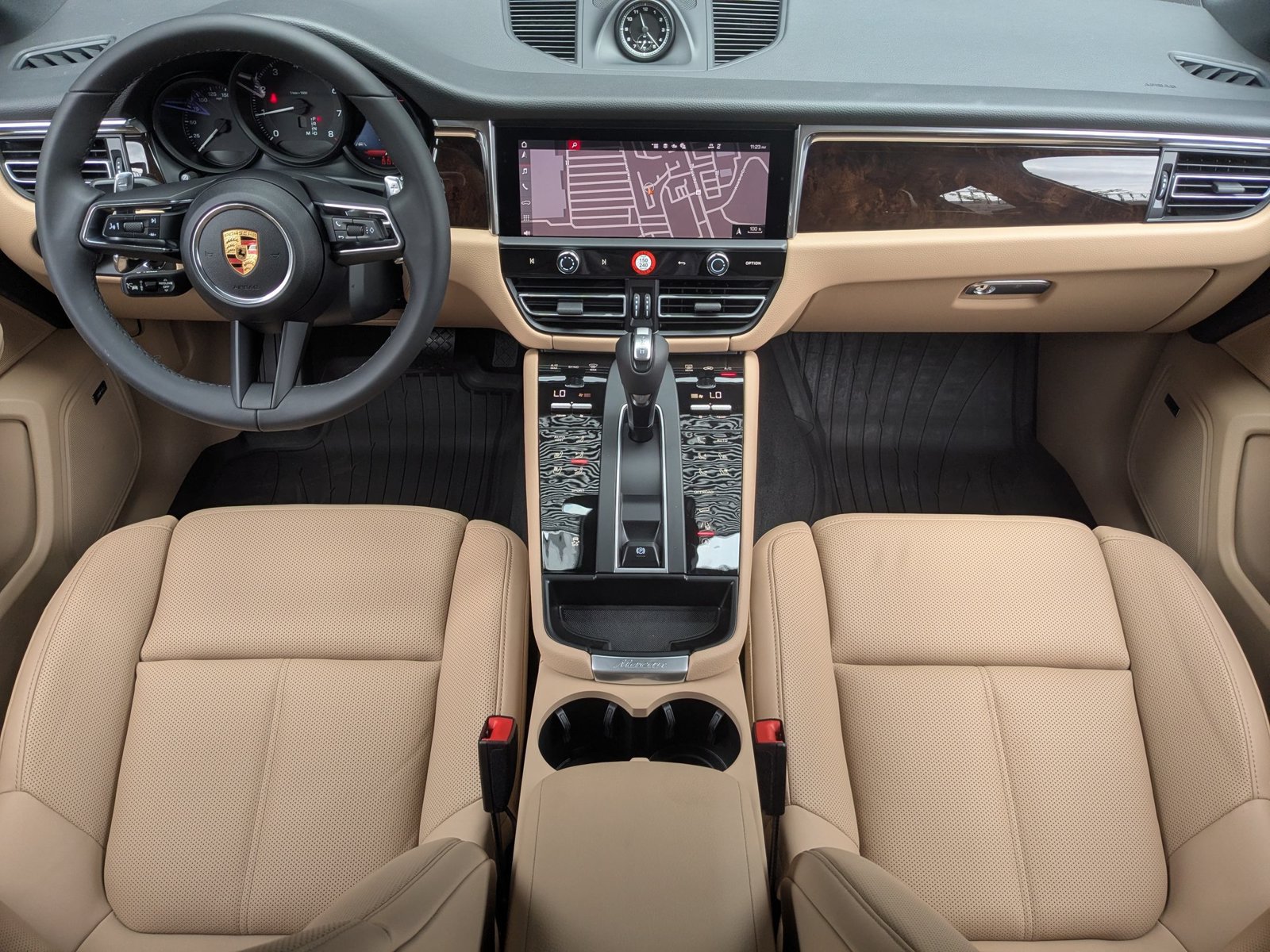 New 2026 Porsche Macan AWD/4WD image 23