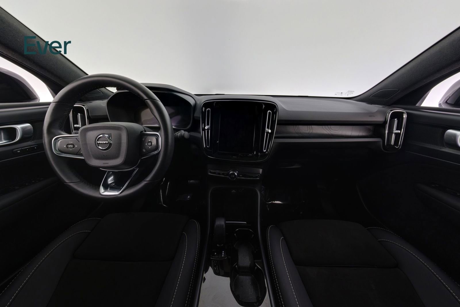 Used 2023 Volvo C40 P8 Recharge Plus AWD/4WD image 26