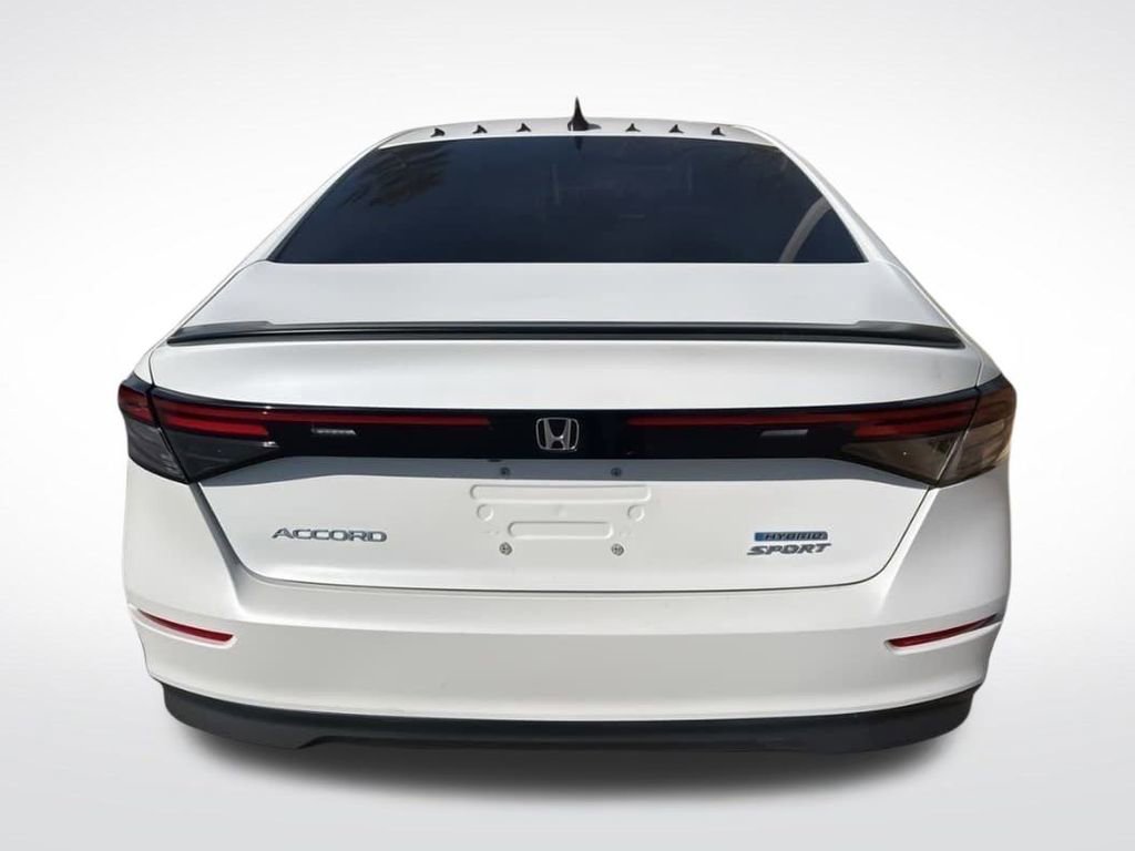 Used 2025 Honda Accord Sport image 7