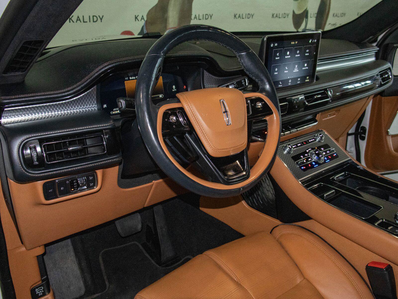 Used 2021 Lincoln Aviator Black Label AWD/4WD image 6
