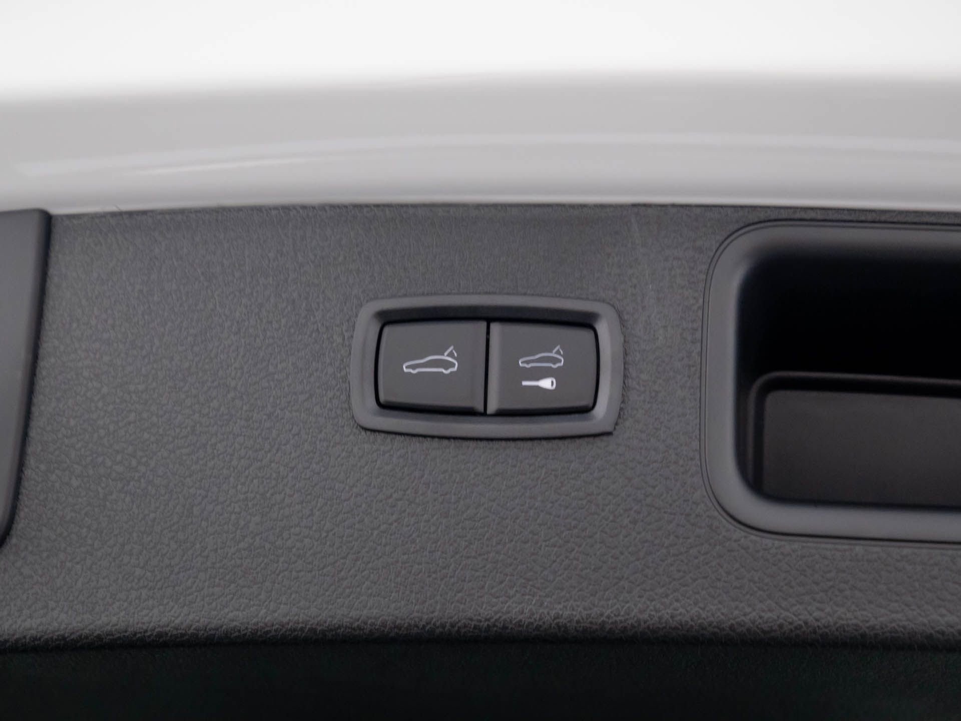 New 2026 Porsche Macan S image 32