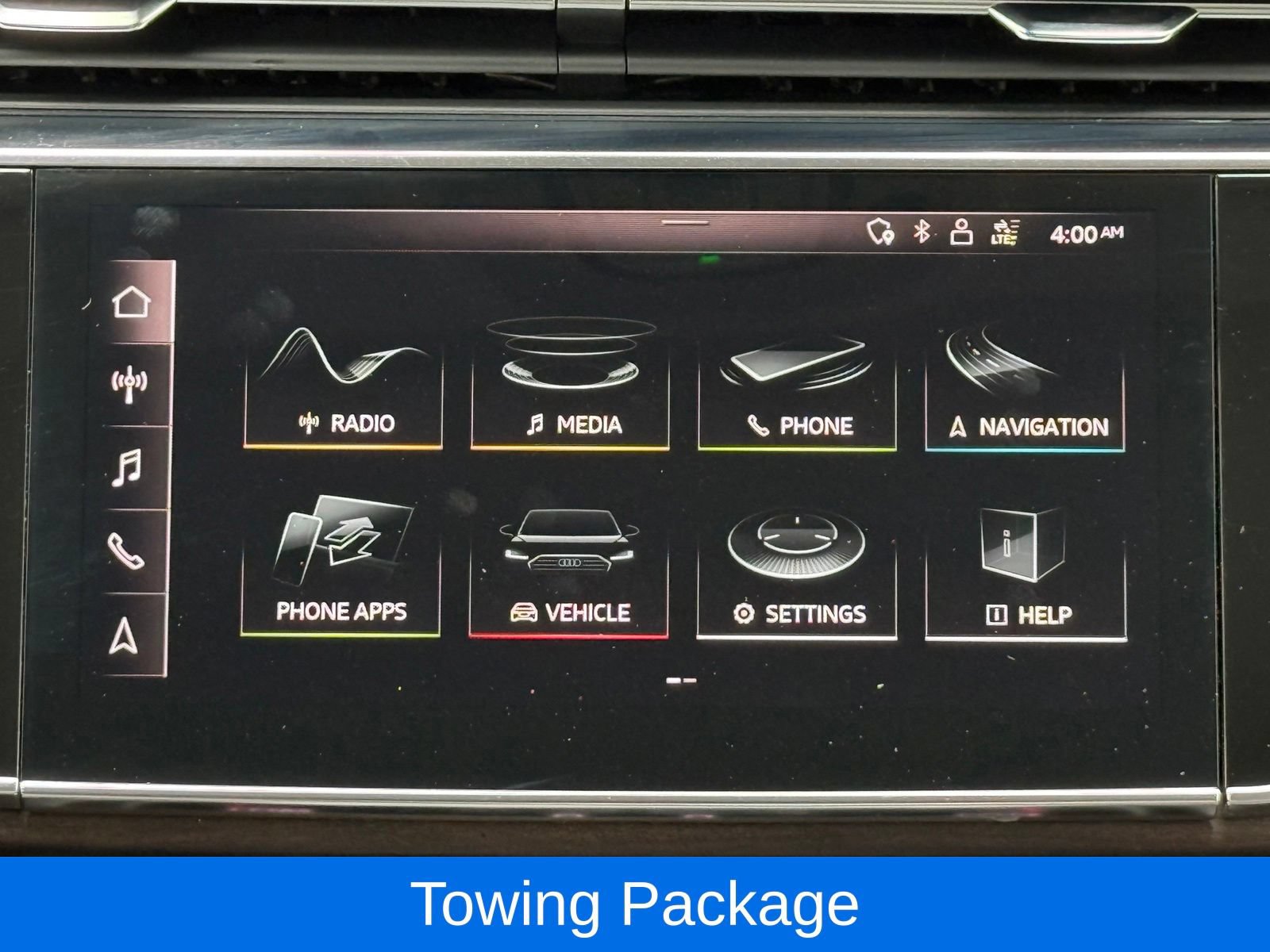Used 2019 Audi Q8 Prestige w/ Luxury Package AWD/4WD image 30