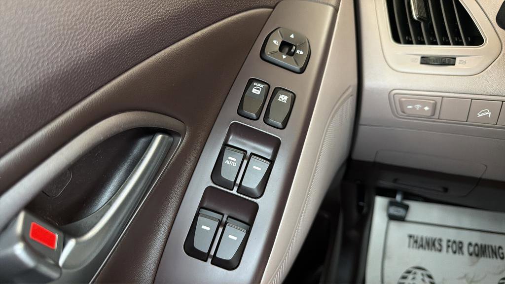 Used 2015 Hyundai Tucson SE FWD image 18