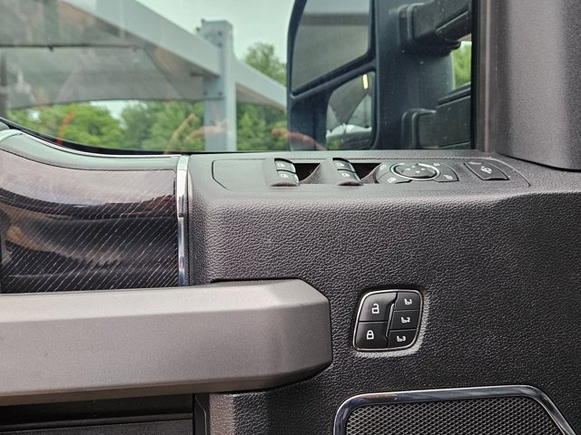 Used 2021 Ford F250 Platinum w/ Tremor Off-Road Package image 22