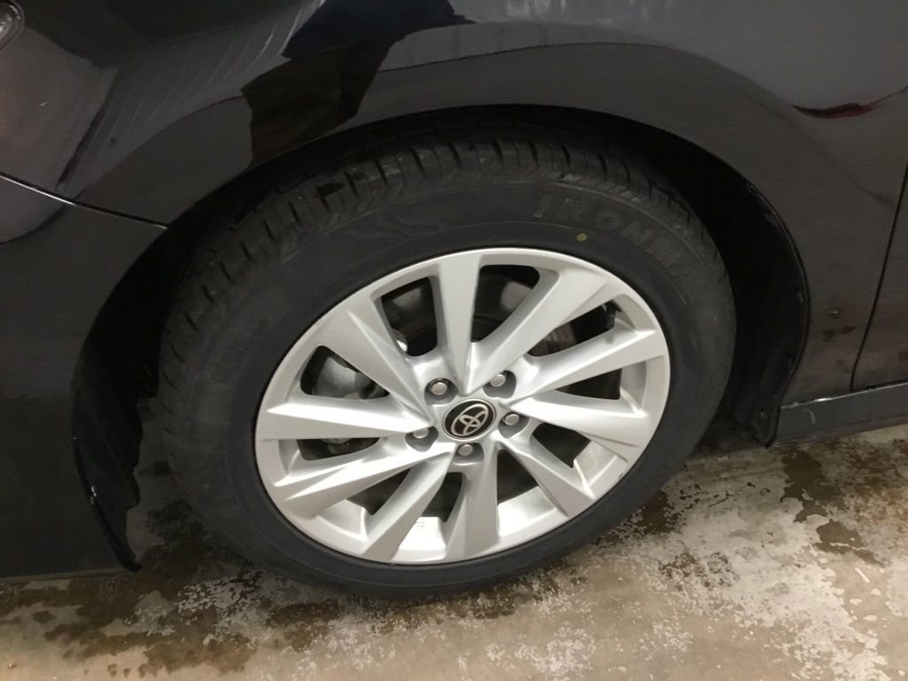 Used 2024 Toyota Camry LE image 3