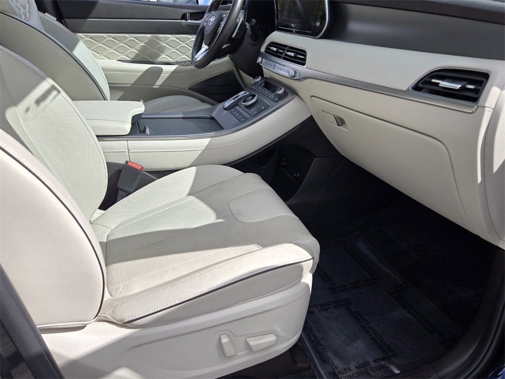 Used 2020 Hyundai Palisade Limited image 16
