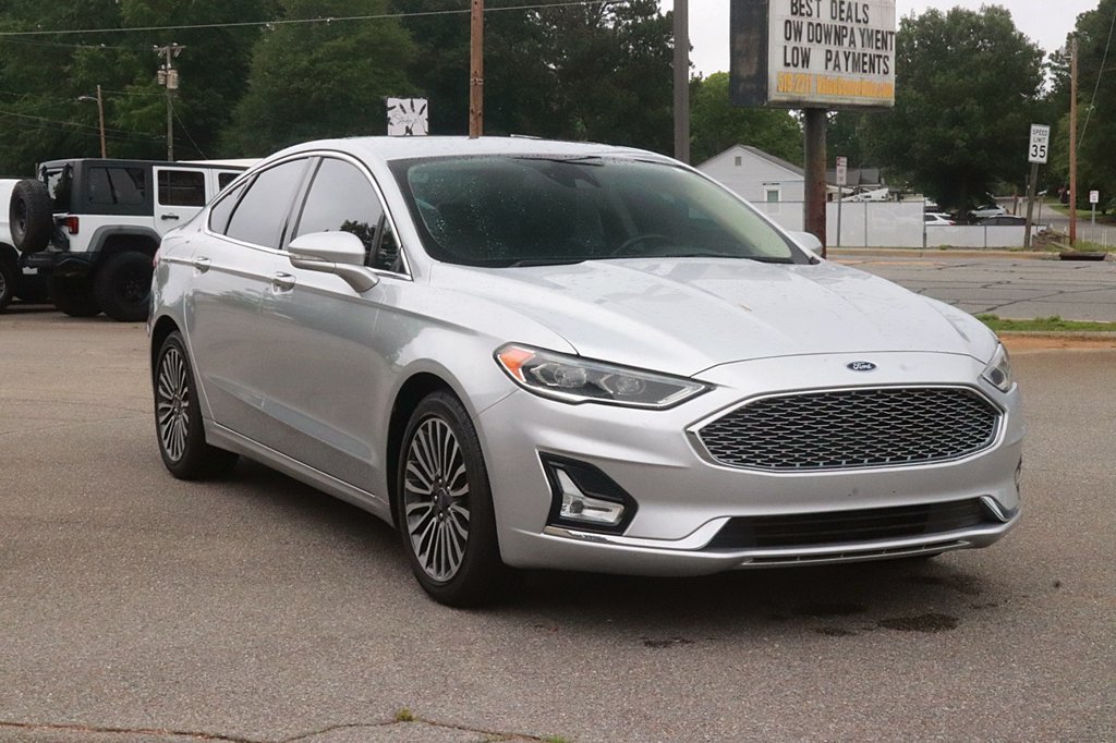 Used 2019 Ford Fusion Titanium AWD/4WD image 3
