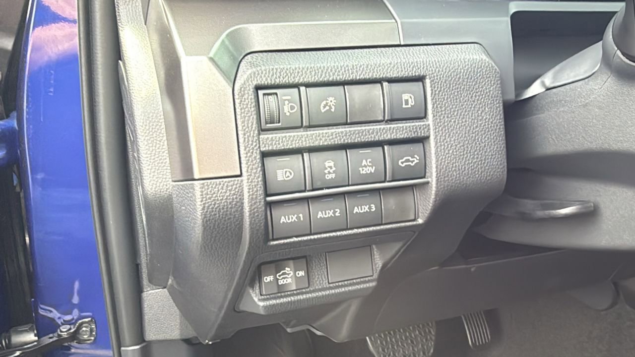 New 2025 Toyota Tacoma TRD Off-Road image 11