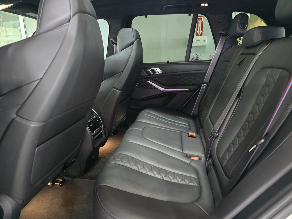 Used 2021 BMW X5 M w/ Competition Package AWD/4WD image 25