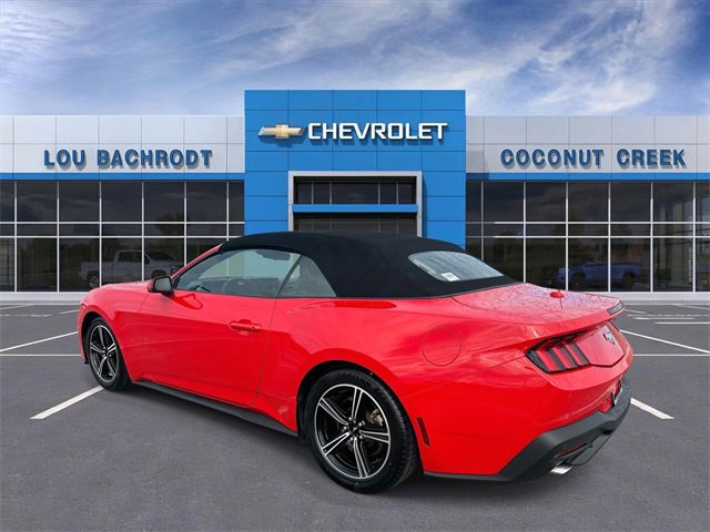 Used 2024 Ford Mustang EcoBoost image 6