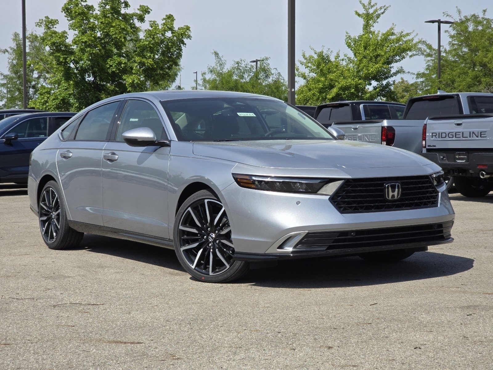 New 2026 Honda Accord Touring image 2