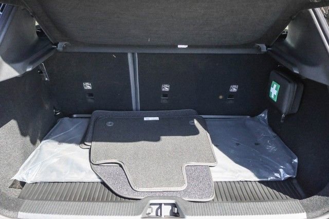 New 2025 Volvo EX30 Plus w/ Protection Package Premier image 24