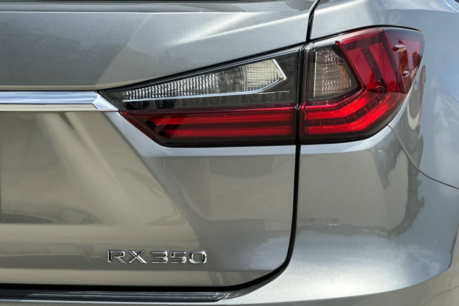 Used 2018 Lexus RX 350 AWD w/ Premium Package image 12