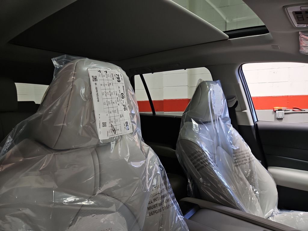 New 2026 Toyota Grand Highlander XLE image 26