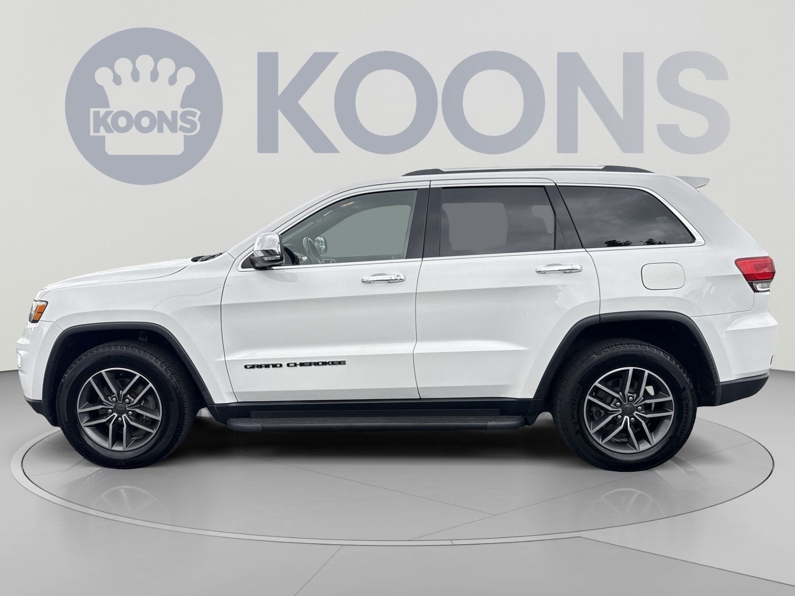 Used 2019 Jeep Grand Cherokee Limited AWD/4WD image 7