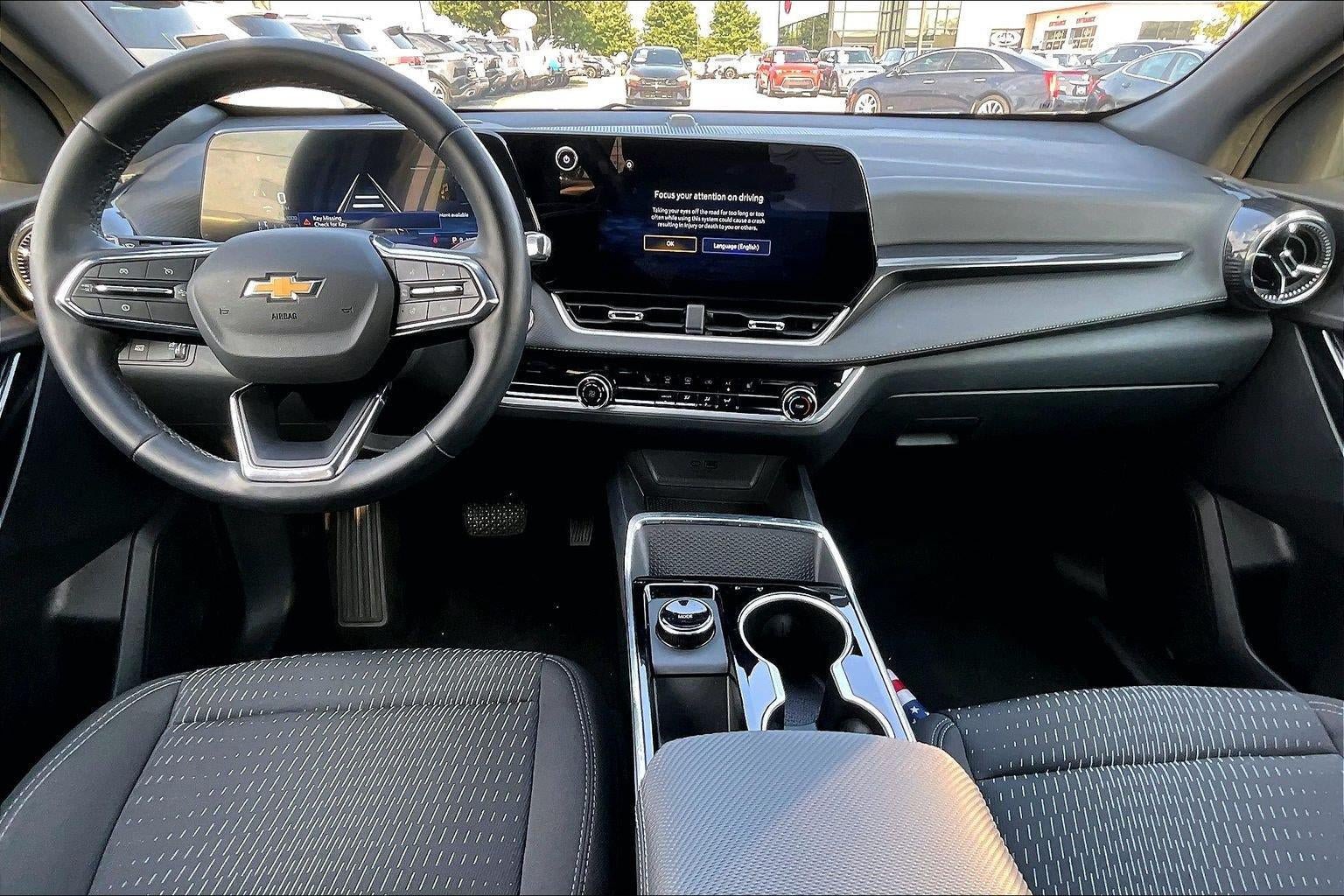 Used 2026 Chevrolet Equinox LT FWD image 7