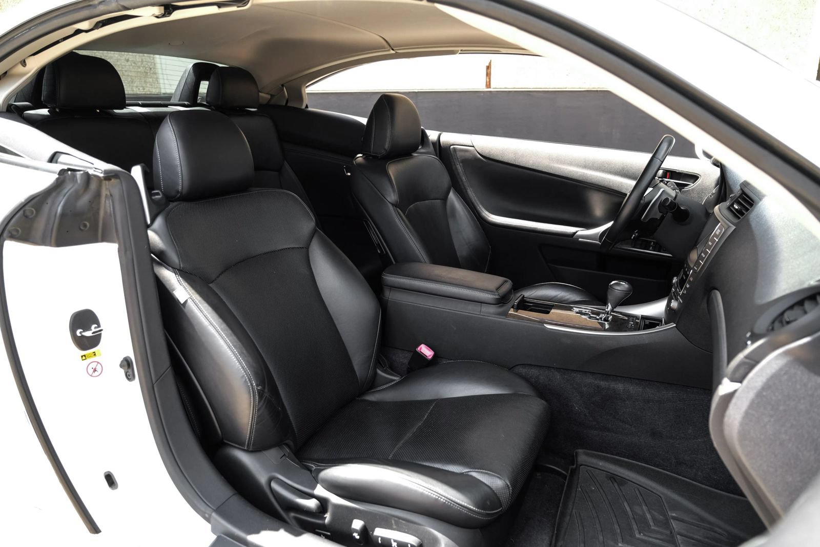 Used 2013 Lexus IS 250C RWD image 28