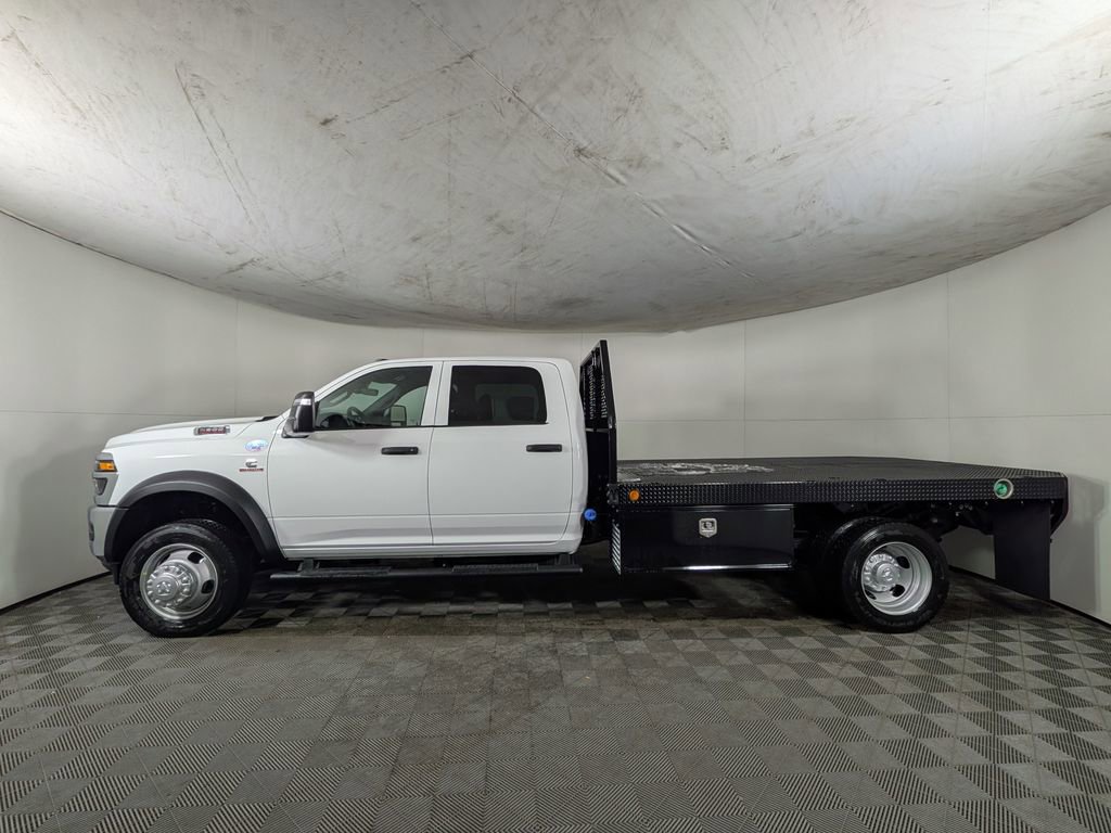 New 2026 RAM 5500 Tradesman w/ Chrome Appearance Group image 3