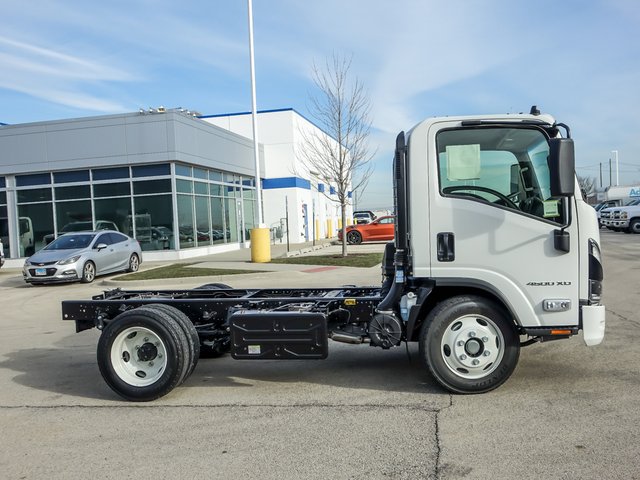 New 2025 Chevrolet Low Cab Forward 4500 XD RWD image 2