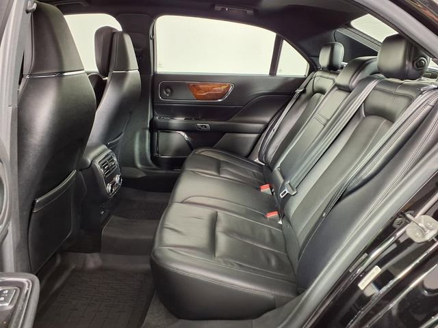 Used 2019 Lincoln Continental Reserve image 15