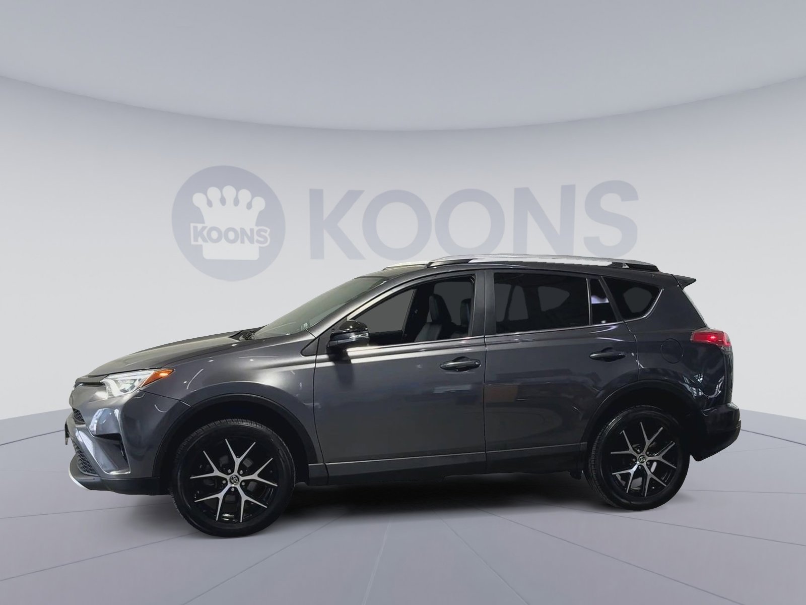 Used 2016 Toyota RAV4 SE image 7