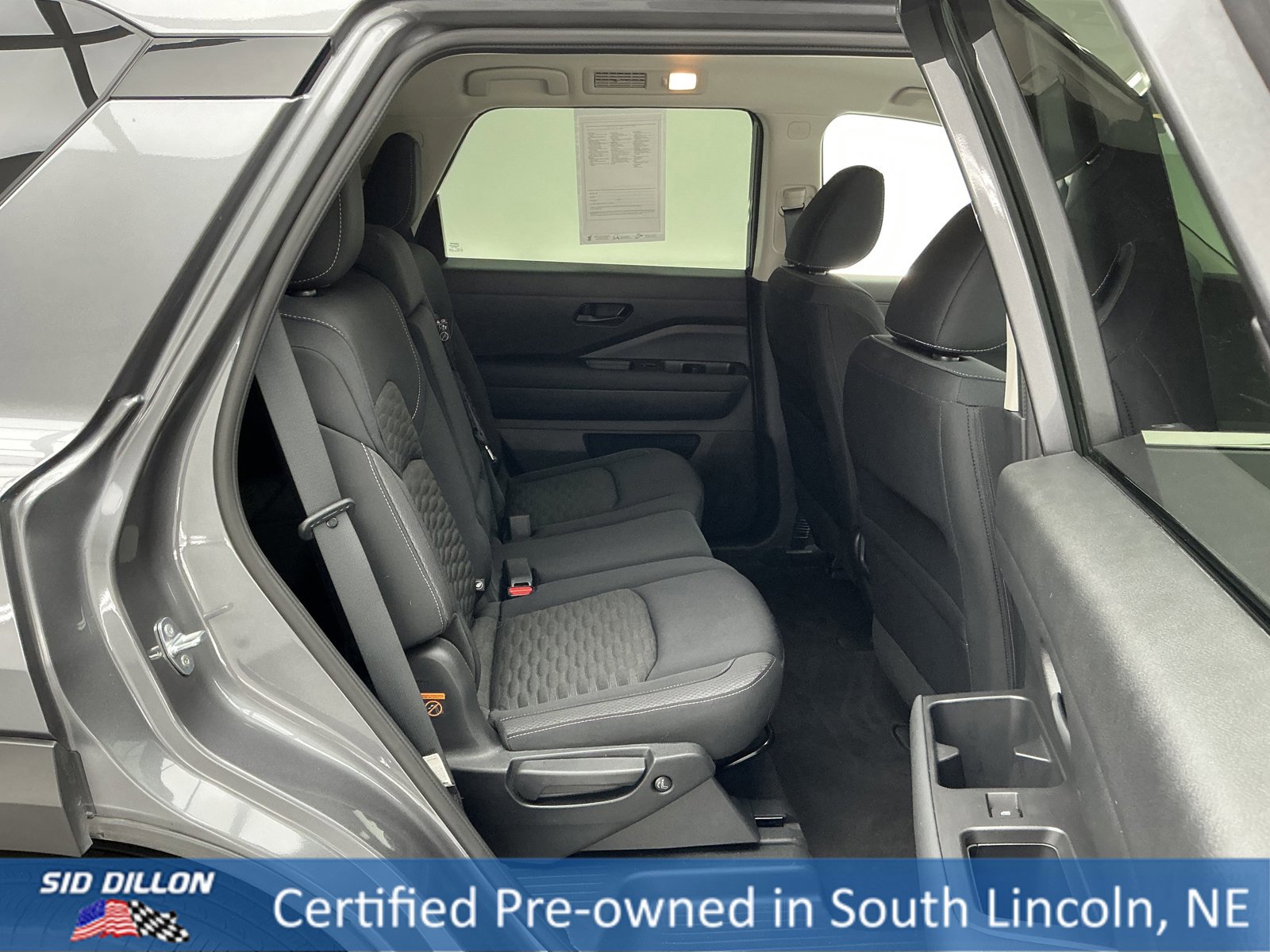 Used 2023 Nissan Pathfinder SV image 23