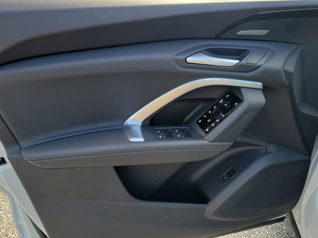 New 2025 Audi Q5 Premium Plus image 19