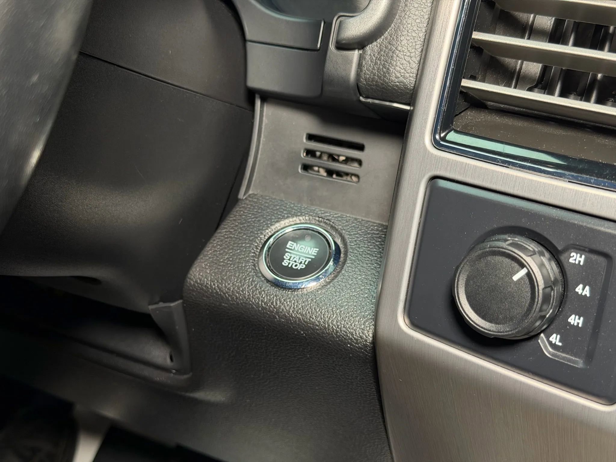 Used 2019 Ford F150 Platinum image 42