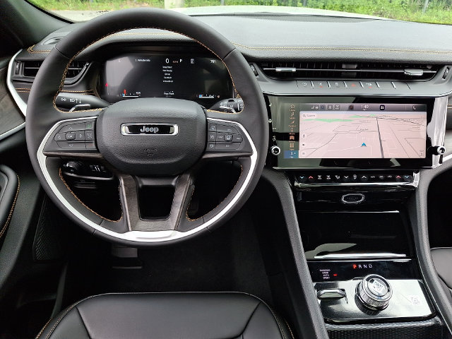 New 2026 Jeep Grand Cherokee L Limited AWD/4WD image 7